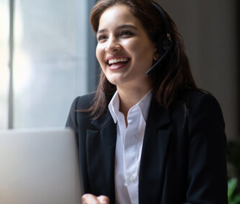 Finance Fitness advisor helping a client